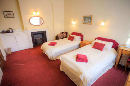 Twin room at the Kings Arms Hotel in Sandwich