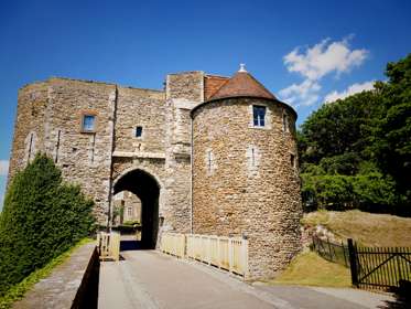 Exterior view of Peverell's Tower at Dover Castle