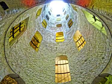 Image of the Grand Shaft looking up to the opening at the top