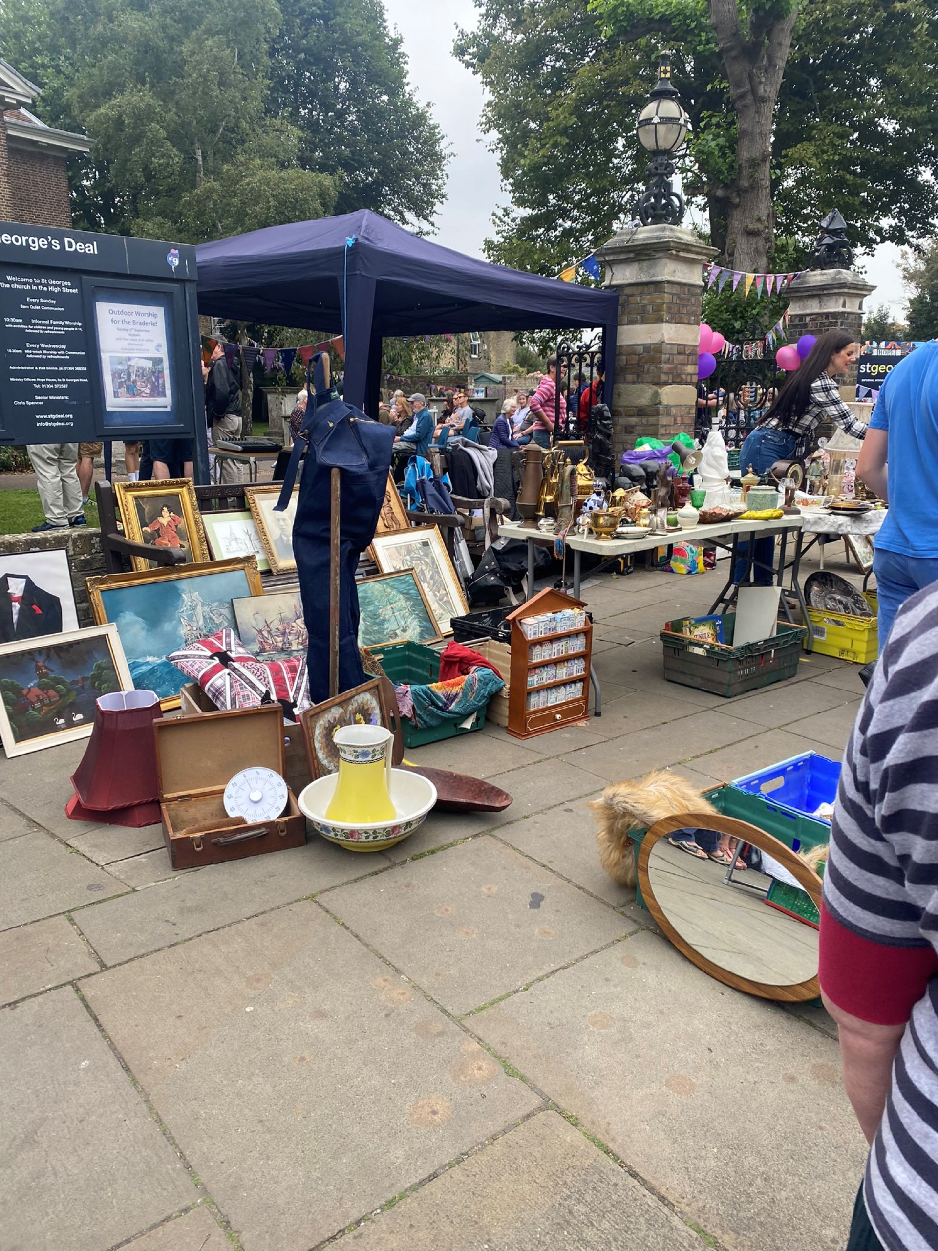 Street stalls selling bric a brac