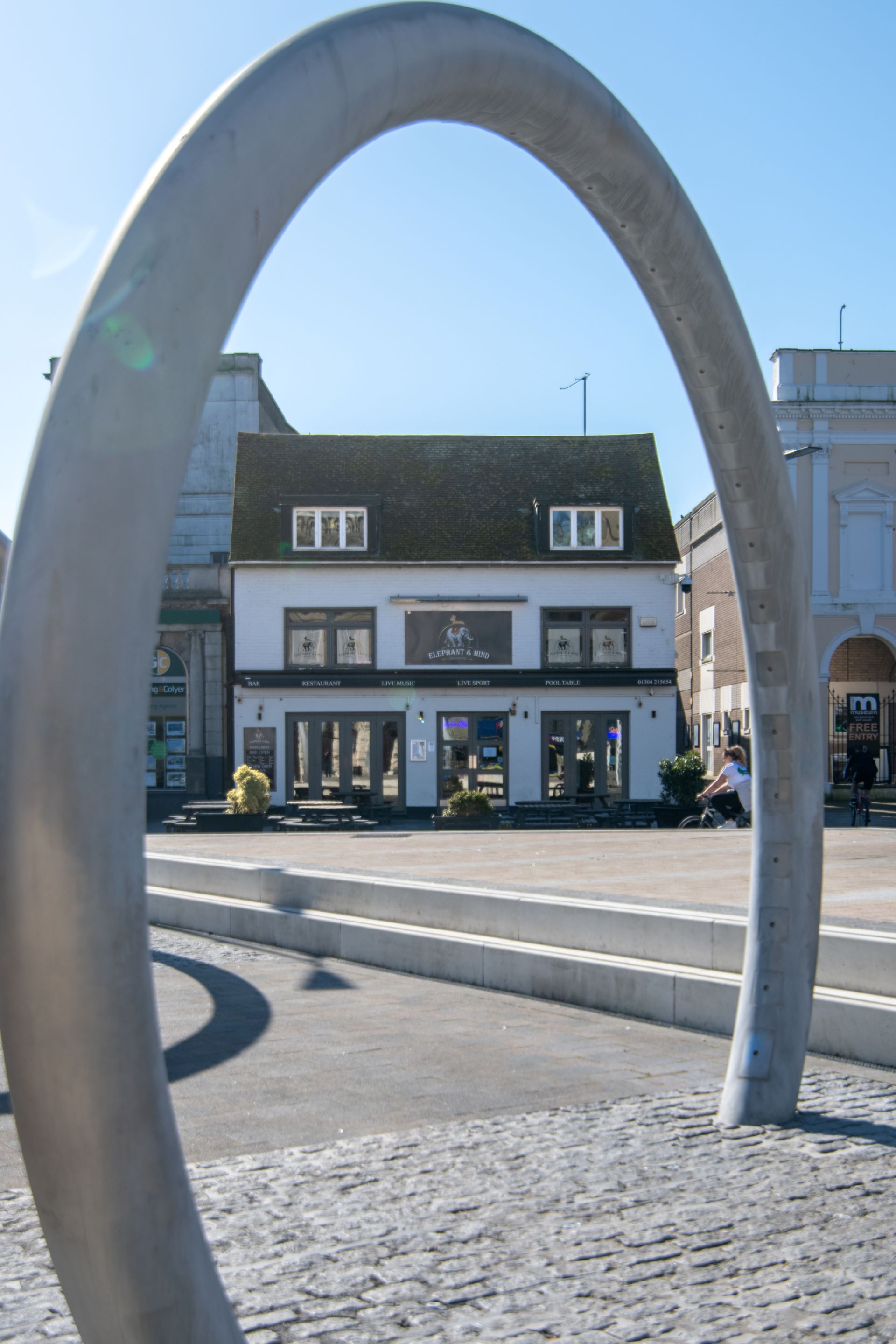Exterior view of Elephant and Hind through rings in Market Square