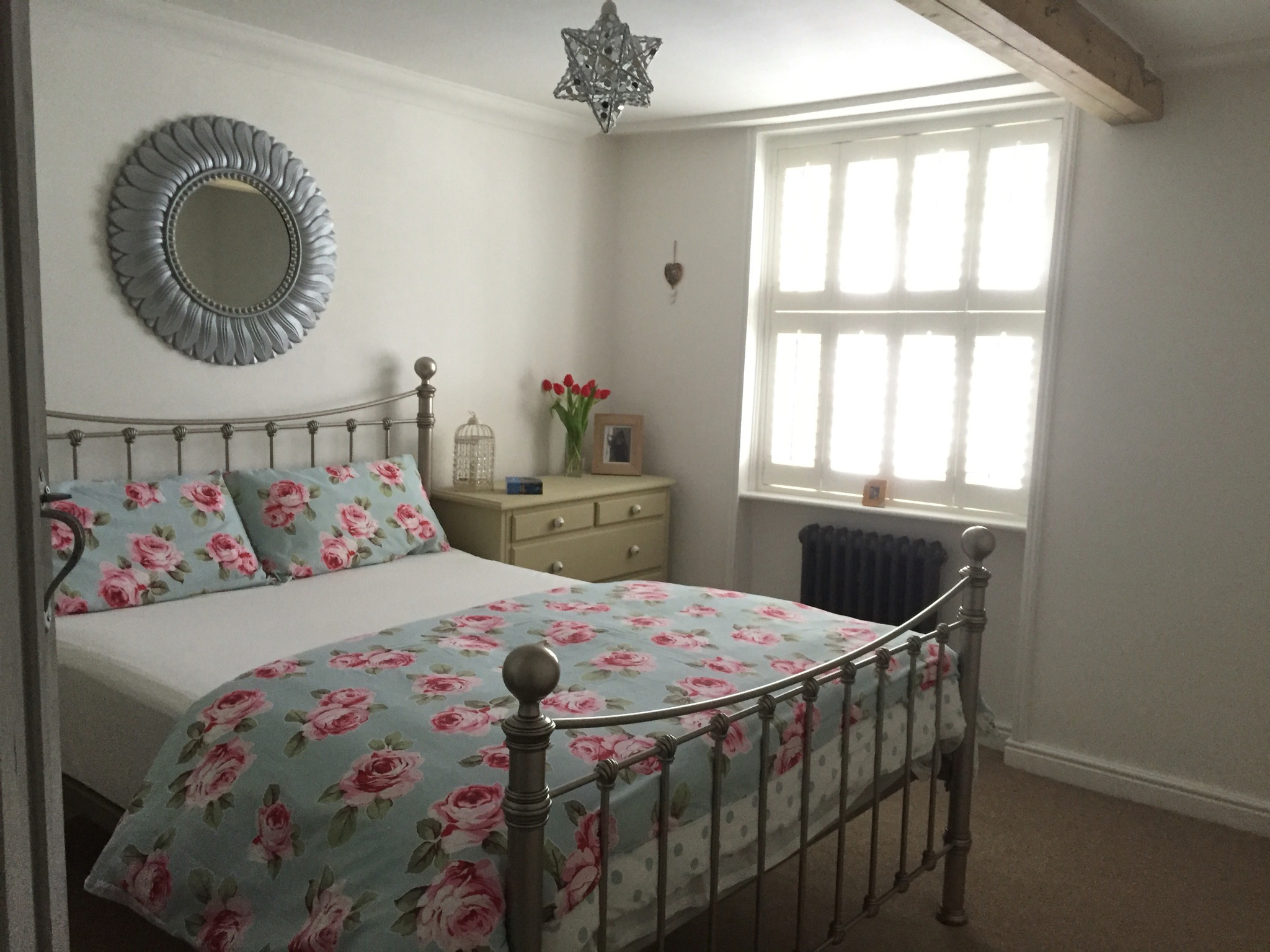 Bijou Cottage, self-catering accommodation, Deal, double room
