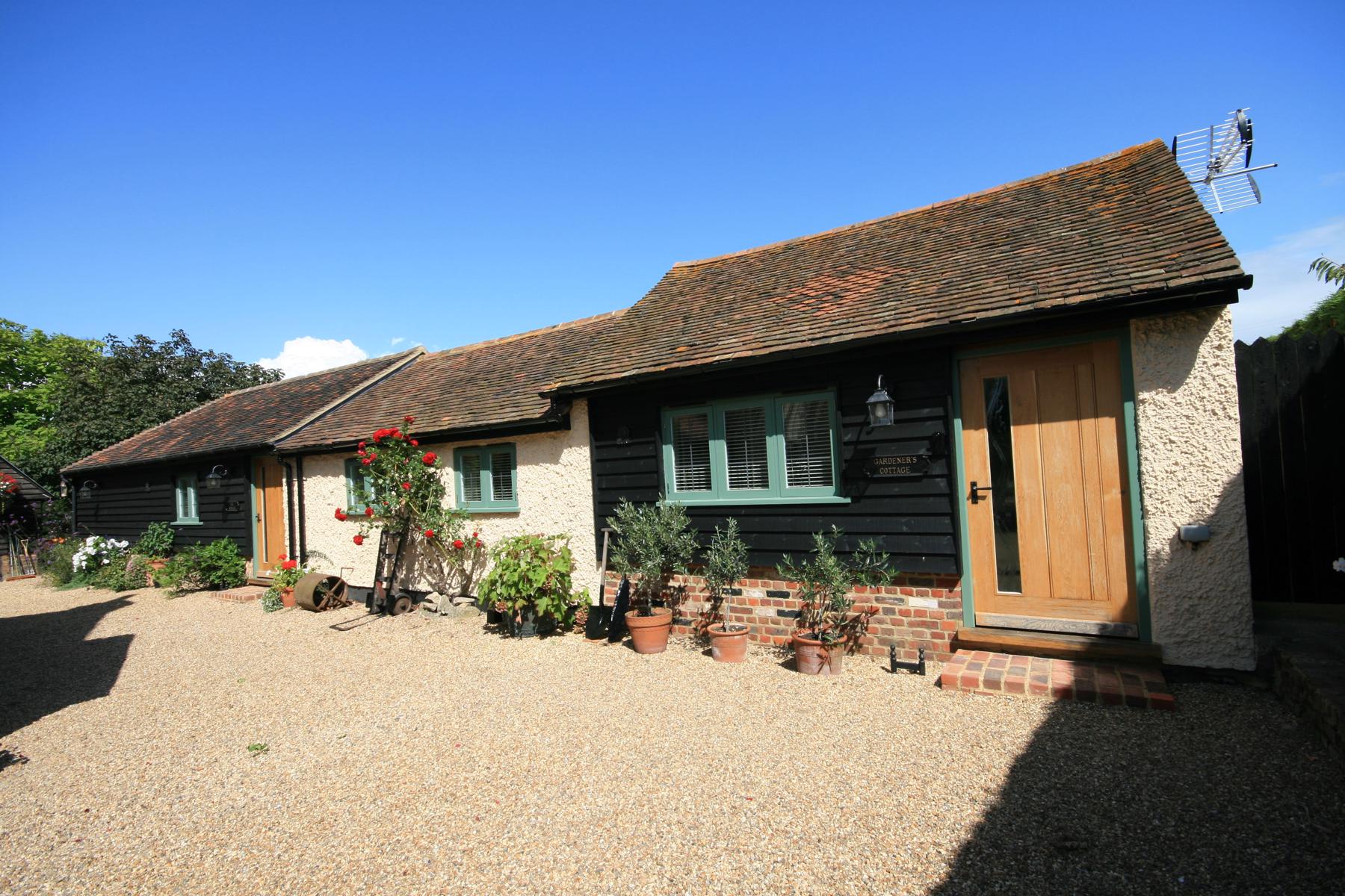 Exterior of cottage, Canterbury Cottages