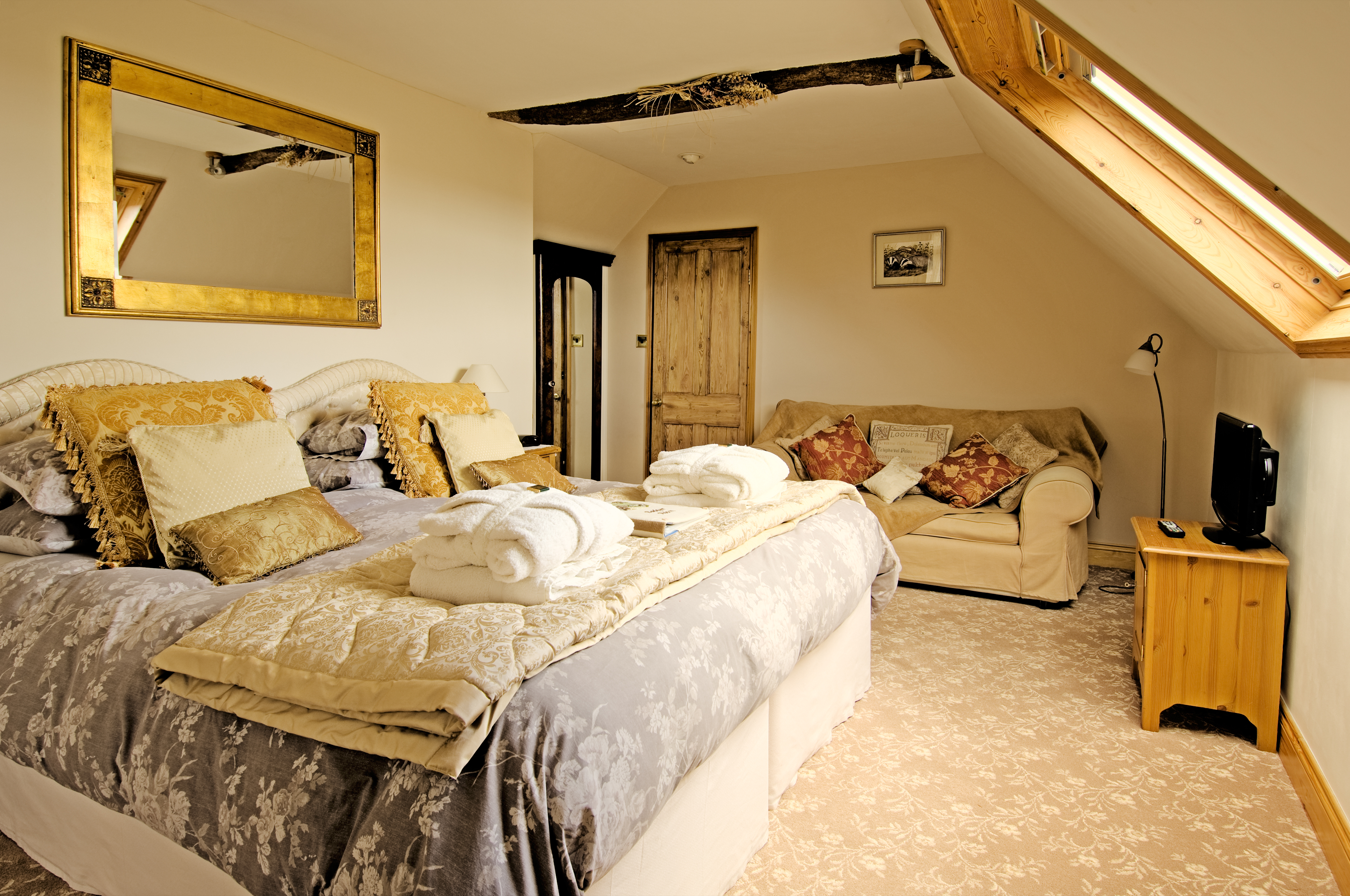 Alkham Court, bed and breakfast, Dover, Kent