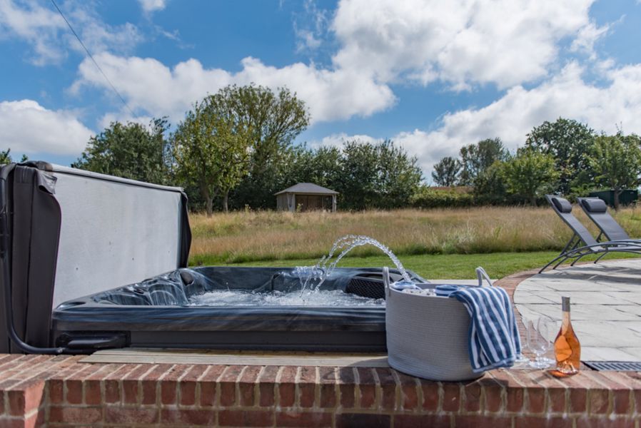 Hot tub in the garden