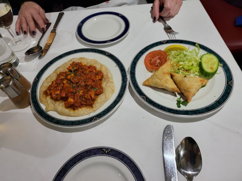 2 plates of Indian starters