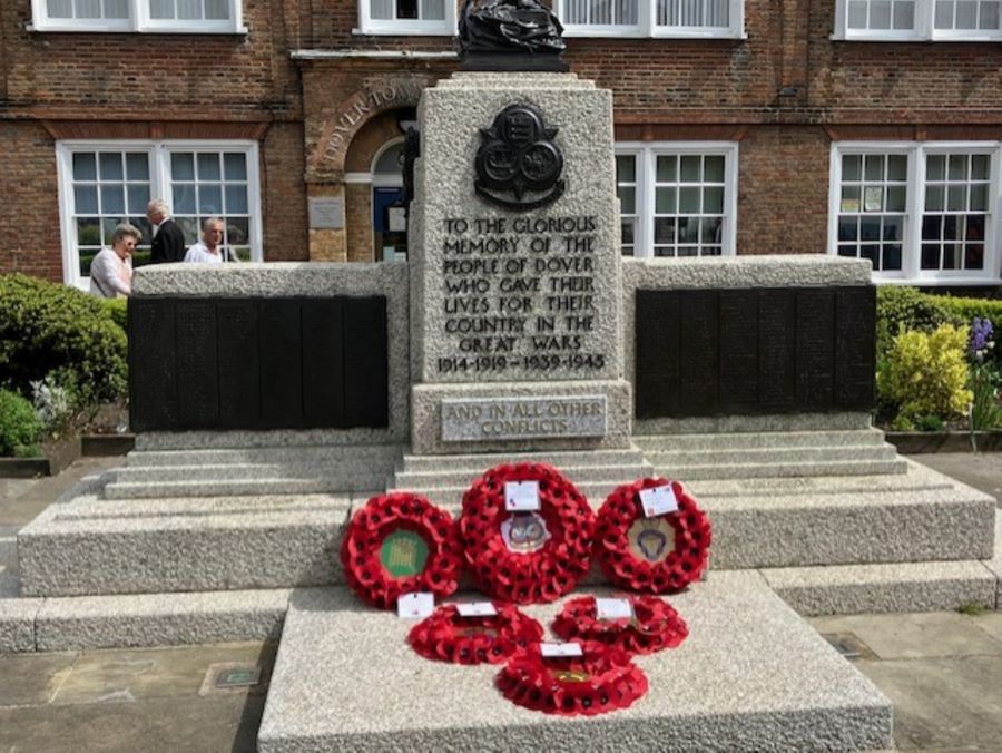 Image of the Dover War memorial