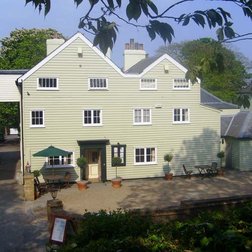 The White Cliffs Retreat, St Margarets-at-Cliffe, Dover, self-catering accommodation